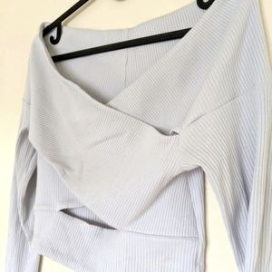 UO Off The Shoulder Crop